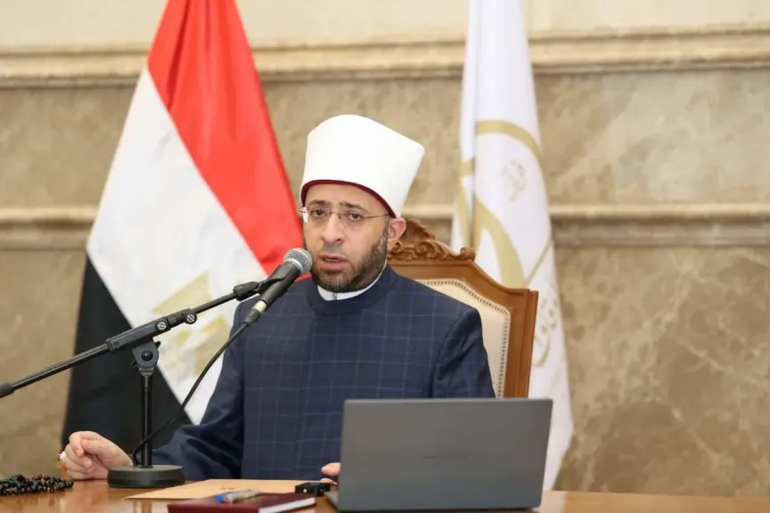 وزير الأوقاف يبحث مع مديري المديريات تطوير العمل الدعوي والإداري