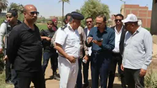 محافظ سوهاج يقود حملة لتنفيذ 10 قرارات إزالة تعديات بمركز المنشأة