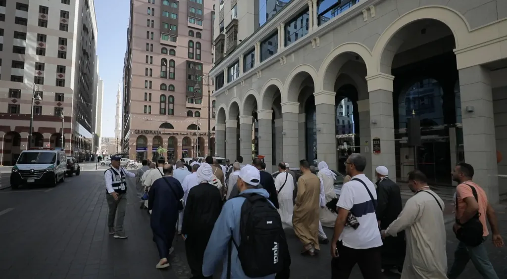 غرفة عمليات حج القرعة بالمدينة المنورة .. جهود متواصلة وعمل متكامل لخدمة الحجاج على مدار الساعة