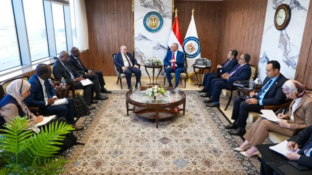 وزير البترول يبحث مع الأمين العام لمنظمة منتجي البترول الأفارقة سبل دفع التكامل الأفريقي في مجالات البترول والغاز