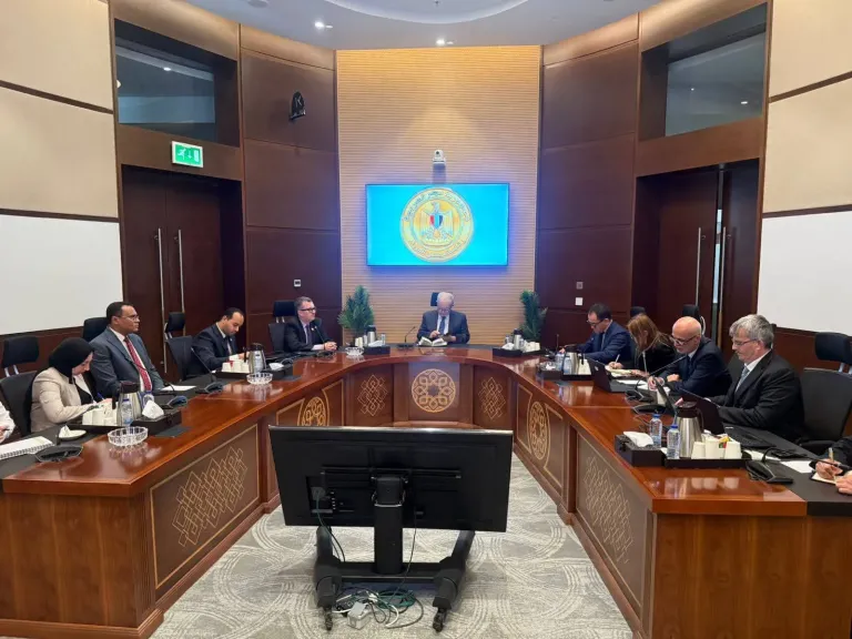 نائب رئيس الوزراء للشئون الاقتصادية يناقش مع البنك الدولي تطوير إدارة الاستثمارات العامة والشركات المملوكة للدولة