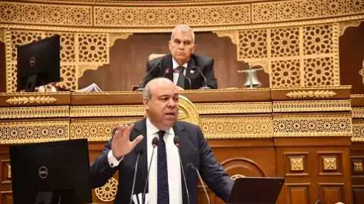 وزير الطيران: لا بيع للمطارات.. وطرح إدارتها للتشغيل فقط بشفافية كاملة أمام البرلمان