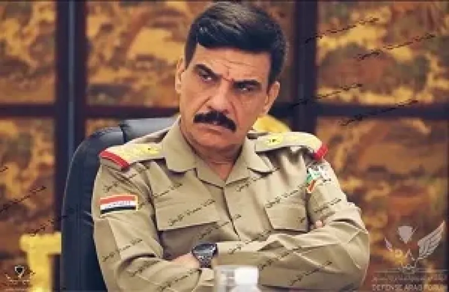 قادة عسكريون كبار يتفقدون القوات العراقية في صحراء النخيب بجنوب غرب البلاد