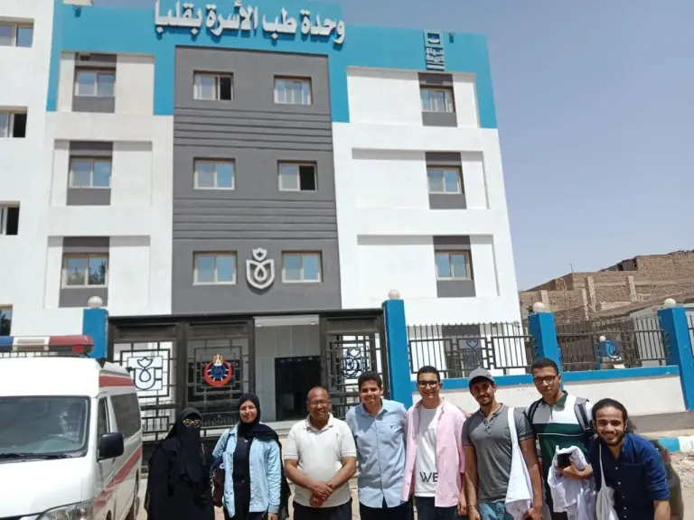 جامعة المنيا تنظم قافلة طبية شاملة لقرية quot;قلباquot; بمركز ملوى وتوقع الكشف الطبي على ٤٥٠ مواطنًا