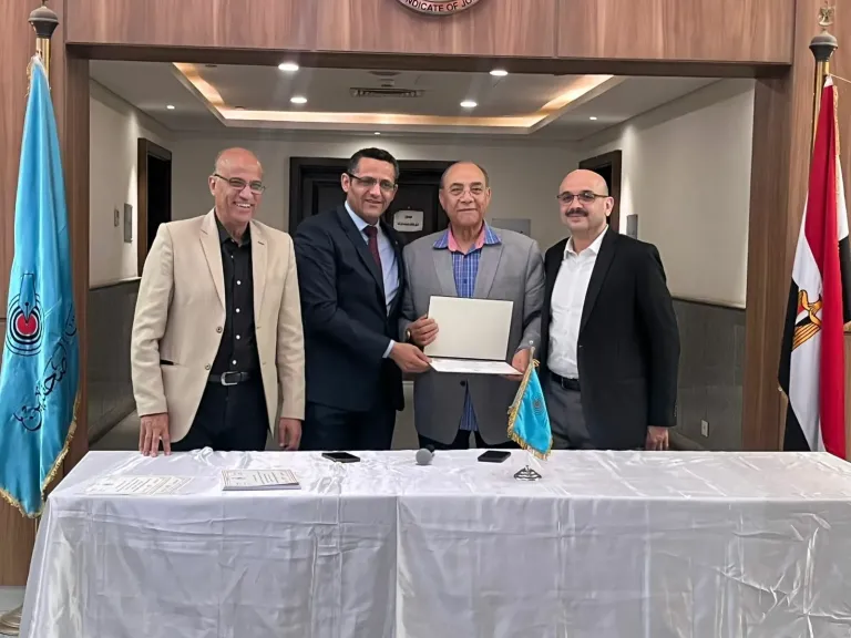 مركز تدريب الصحفيين يسلم شهادات اجتياز دورات الموسم التدريبي الأول
