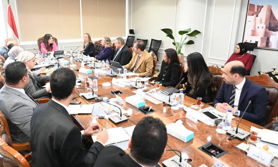وزيرة الإسكان تستقبل وفدًا من البنك الدولي لبحث تعزيز أوجه التعاون ومناقشة ملفات العمل المشتركة