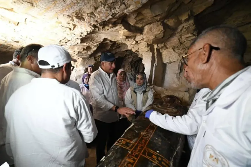 اكتشافات أثرية جديدة بالأقصر.. توابيت نادرة ومومياوات حيوانية بمنطقة ذراع أبو النجا