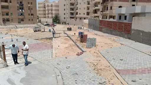 quot;رئيس جهاز تنمية مدينة العبورquot; يتابع ميداني تطوير ورفع كفاءة الطرق والأرصفة بالمدينة