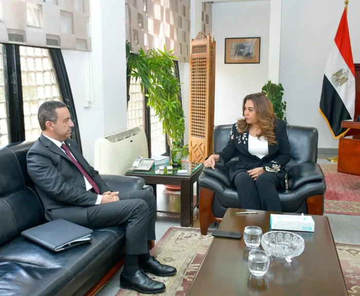 وزيرة التنمية المحلية تتابع مع محافظ المنوفية مشروعات الخطة الاستثمارية ومبادرة ”حياة كريمة” واستعدادات عيد الأضحى