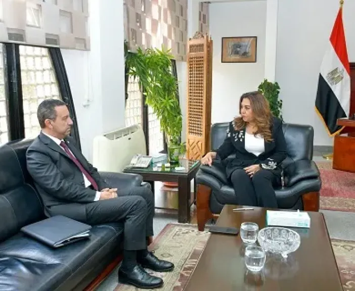 وزيرة التنمية المحلية والبيئة تتابع مشروعات الخطة الاستثمارية للمنوفية