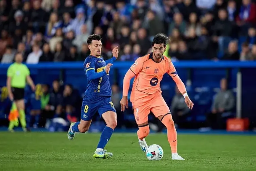 برشلونة يكشف سبب غياب فيران توريس عن مباراة ريال بيتيس