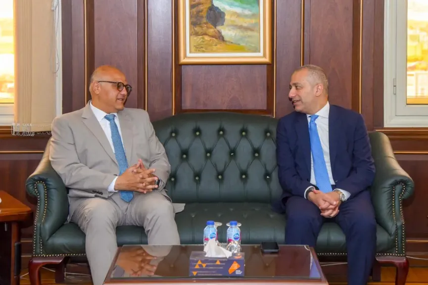 محافظ الإسكندرية يستقبل وفد البنك الزراعي لبحث تعزيز التعاون ودعم مبادرة quot;سكة خيرquot; للأسر الأولى بالرعاية
