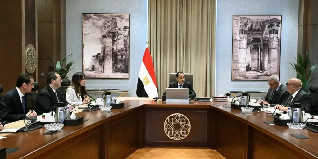 رئيس الوزراء يتابع إجراءات تنظيم السوق العقارية في مصر