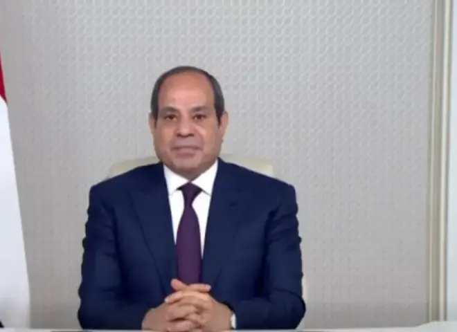 الرئيس السيسي: التطورات الإقليمية تترتب عليها تداعيات سلبية بالملاحة البحرية وحركة التجارة