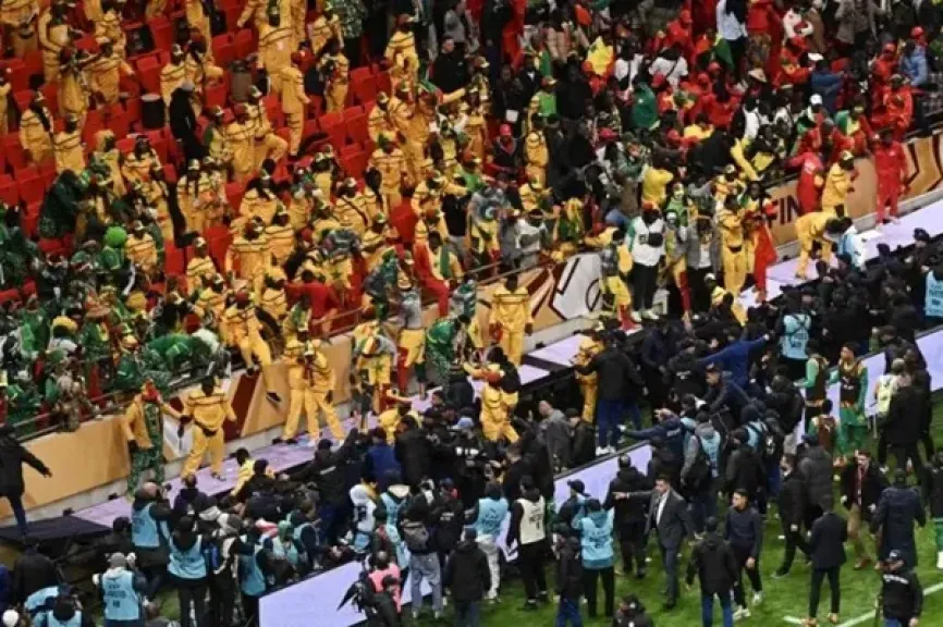 ملك المغرب يعفو عن جماهير السنغال المتورطة في شغب نهائي كأس أمم أفريقيا