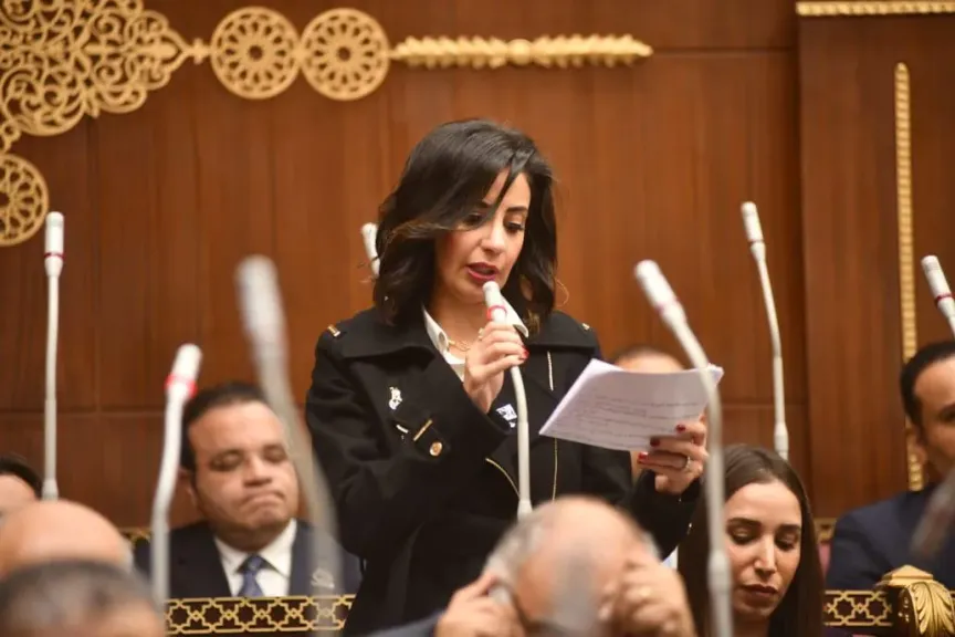 النائبة يوستينا رامي: خطاب الرئيس بمناسبة يوم أفريقيا قدم ميثاقا استراتيجيا لتمكين وعي الشباب