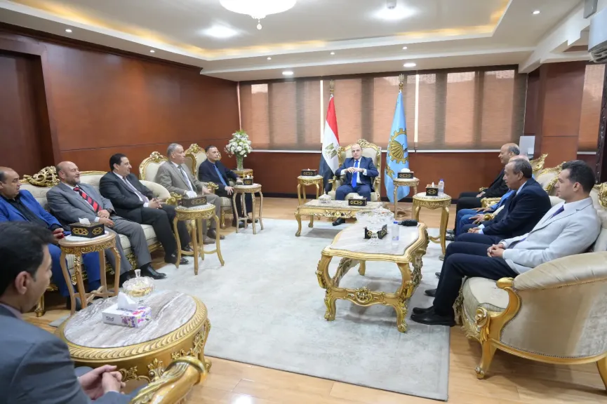 محافظ الغربية يستقبل قيادات المديريات ورؤساء المراكز  لتهنئته بعيد الأضحى المبارك