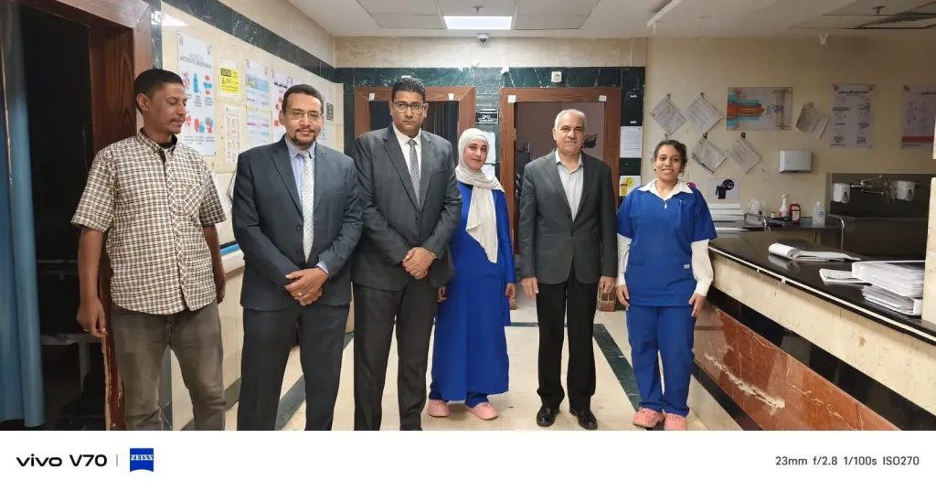 محافظ الإسكندرية يزور مستشفى الطلبة بسبورتنج ويهنئ المرضى والأطقم الطبية بعيد الأضحى المبارك