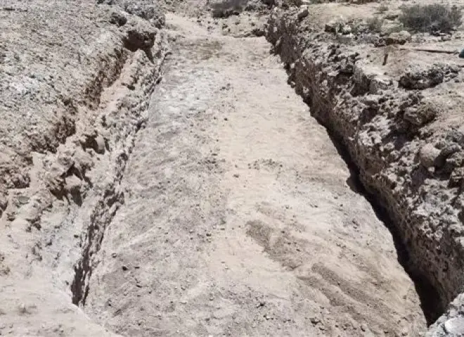 كشف أثري جديد.. مجموعة من صهاريج المياه والمنشآت الخدمية بميناء عيذاب الأثري بحلايب| صور