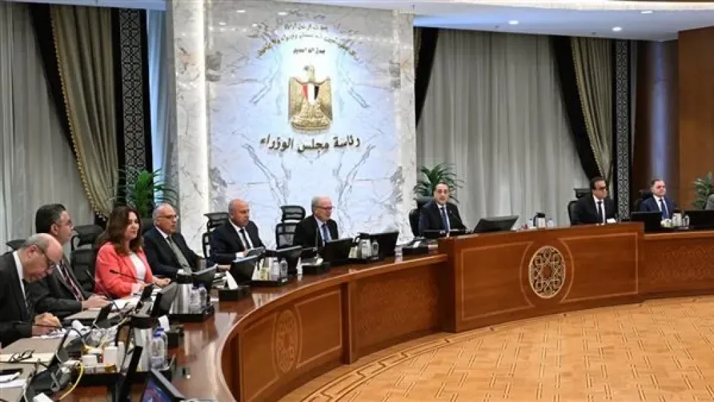 الحكومة توافق على مشروع قرار بشأن ترقية الموظفين المخاطبين بأحكام قانون الخدمة المدنية