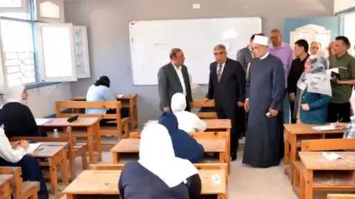 طلاب الثانوية الأزهرية يؤدون امتحانات الدور الثاني اليوم.. تعرف على المواد
