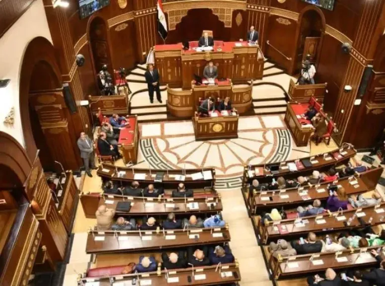 بالأسماء.. رئيس مجلس الشيوخ يعلن رؤساء الهيئات البرلمانية للأحزاب خلال دور الانعقاد الثاني