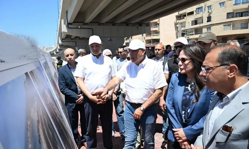 رئيس الوزراء يفتتح كوبري ”الفريق أول سليمان عزت” بالإسكندرية