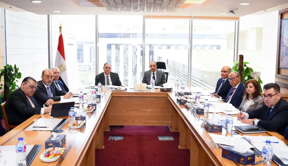 وزير الخارجية يشارك في الاختبار الشفوي للمتقدمين لمسابقة التعيين بوزارة الخارجية