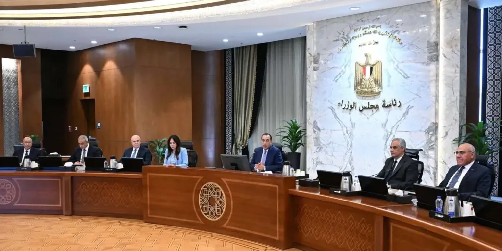 رئيس الوزراء يتابع الموقف التنفيذي لمشروعات المبادرة الرئاسية ”حياة كريمة”