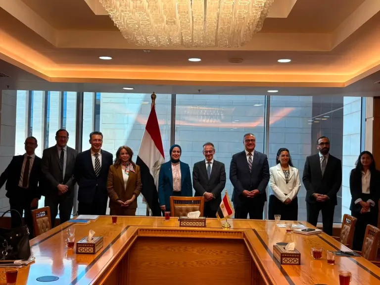 نائب وزير الخارجية تستقبل نائب رئيس البنك الأوروبي لإعادة الإعمار والتنمية للشؤون المصرفية