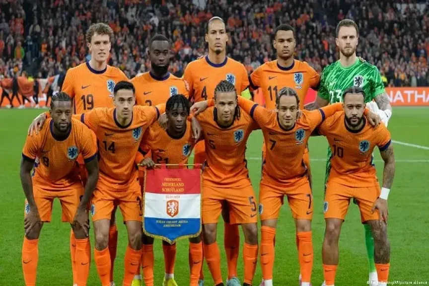 كومان يعلن تشكيل هولندا لمواجهة اليابان في المونديال