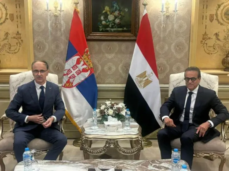 وزير الصحة يستقبل رئيس وزراء صربيا لبحث التعاون في المجال الصحي