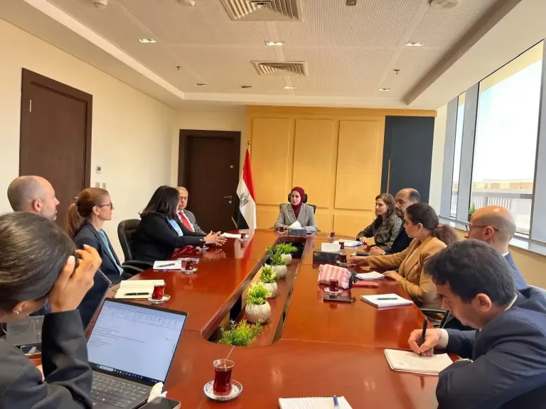 نائبة وزير الخارجية تستقبل المدير الإقليمي للبنك الدولي لممارسة الازدهار بمنطقة الشرق الأوسط وشمال أفريقيا وأفغانستان وباكستان