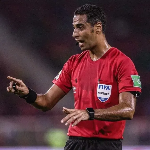 أمين عمر حكما لمباراة الأرجنتين والنمسا في المونديال