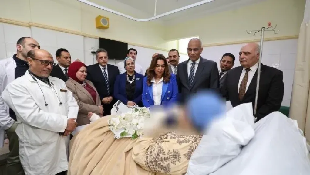 في لفتة إنسانية.. قيادات الدولة تزور مهندسة كفر الشيخ المصابة أثناء تنفيذ إزالة وتؤكد دعمها الكامل