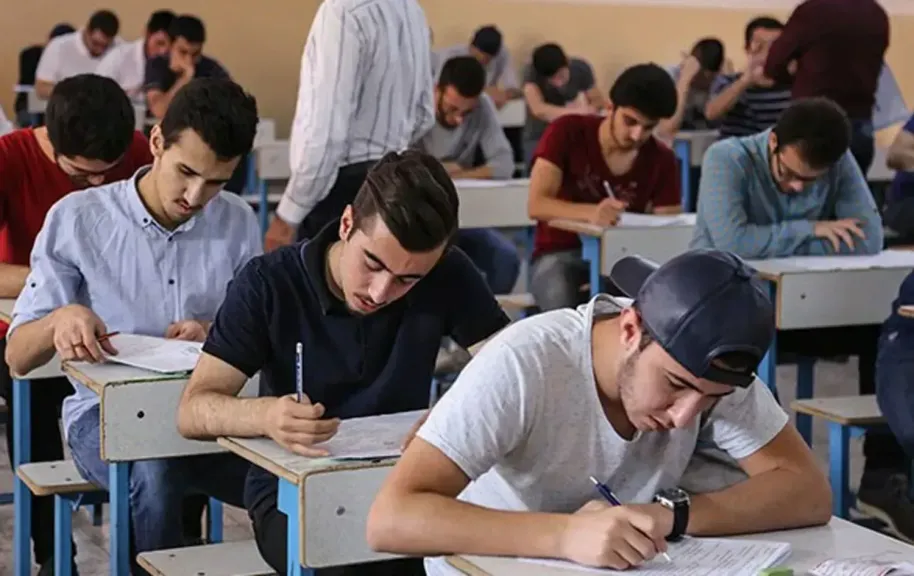 اليوم.. طلاب الثانوية العامة يؤدون امتحاني الفيزياء والتاريخ