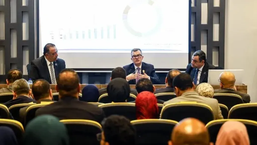 وزير التخطيط يلتقي تنسيقية شباب الأحزاب: تعزيز الحوار حول الاقتصاد واستعراض مستهدفات «رؤية مصر 2030»