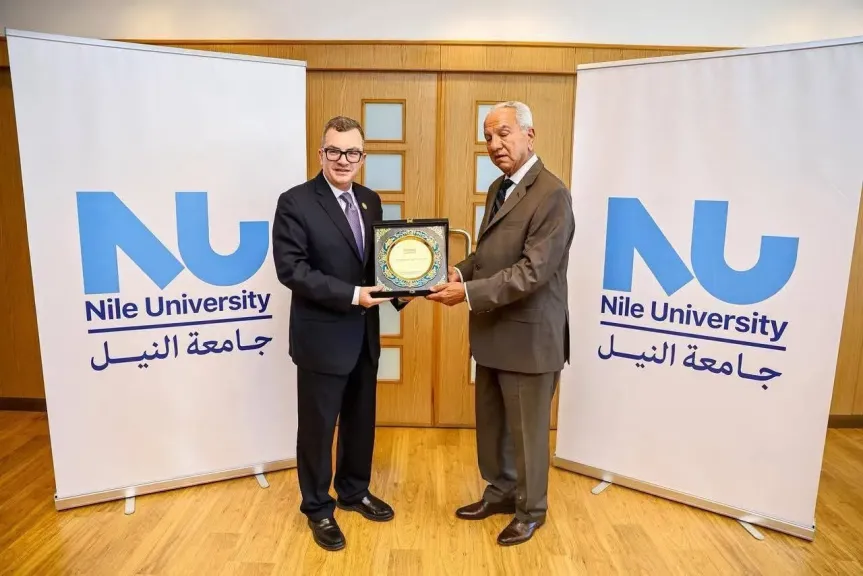 وزير التخطيط يتفقد جامعة النيل الأهلية ويبحث تعزيز التعاون
