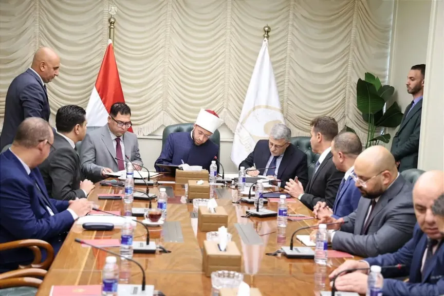 وزارة الأوقاف وهيئة الأوقاف توقعان بروتوكولي تعاون مع المجموعة الوطنية لاستثمارات الأوقاف