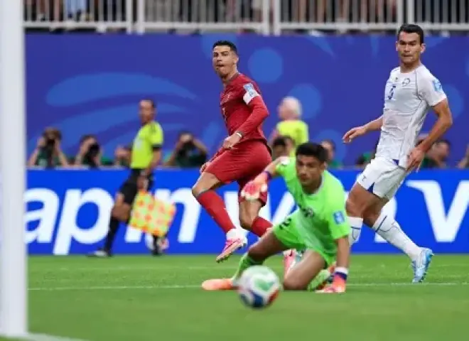رونالدو يقود البرتغال لاكتساح أوزبكستان بخماسية في كأس العالم