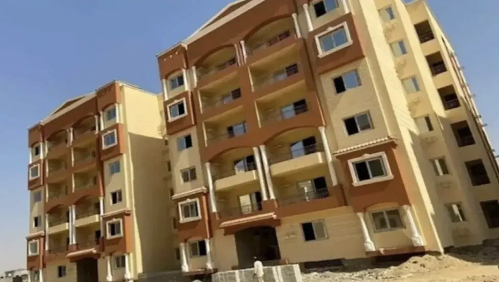تسهيلات جديدة لاستخراج تراخيص البناء.. تقليص الإجراءات إلى 8 خطوات بدلًا من 15