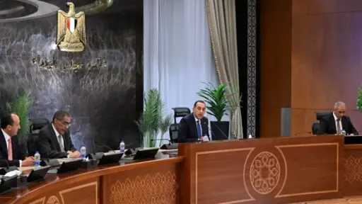 مدبولي مهنئا المنتخب بأول فوز مونديالي: ما يمهني الروح العالية للاعبين والجهاز الفني.. ونتمنى استمرارها