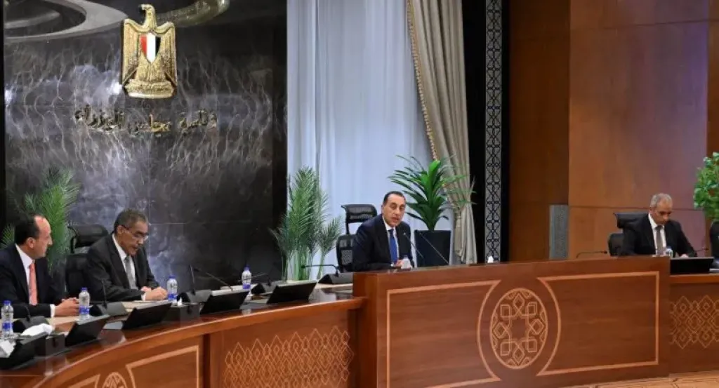 مدبولي مهنئا المنتخب بأول فوز مونديالي: ما يمهني الروح العالية للاعبين والجهاز الفني.. ونتمنى استمرارها