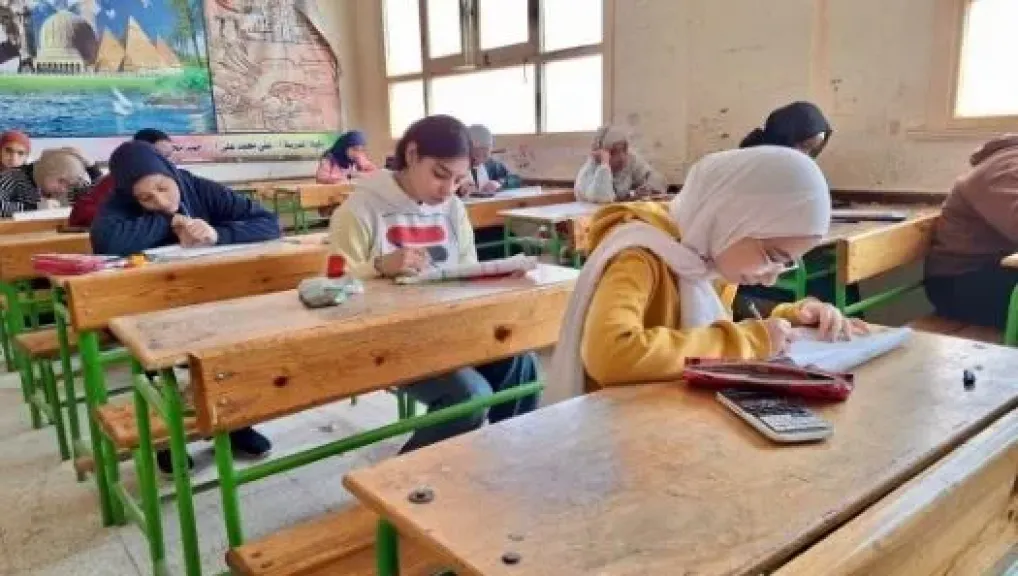 أولياء أمور يطالبون بالتحقيق في رسوب 86% من طلاب الشهادة الإعدادية بمدرسة بالشرقية