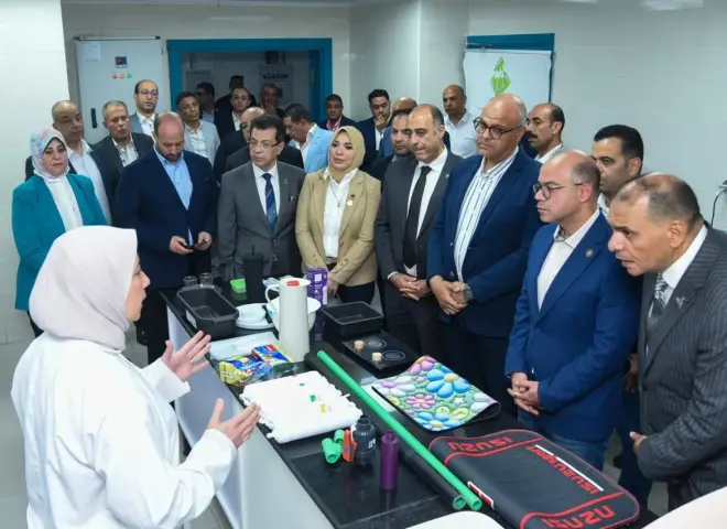 محافظ الإسكندرية ووزير الاستثمار  ورئيس هيئة ميناء الإسكندري يتابعون معدلات إنجاز خدمات المتعاملين نهاية الأسبوع
