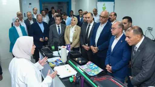 محافظ الإسكندرية ووزير الاستثمار  ورئيس هيئة ميناء الإسكندري يتابعون معدلات إنجاز خدمات المتعاملين نهاية الأسبوع