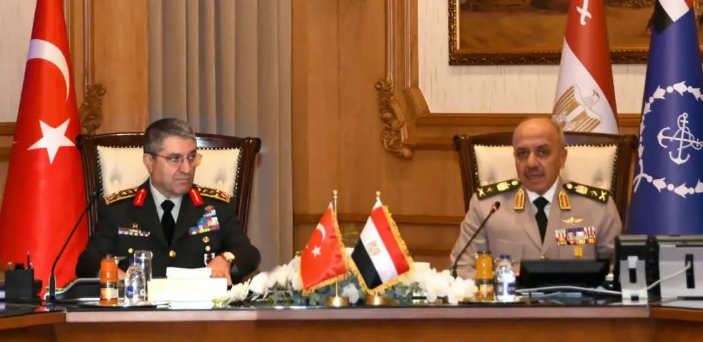 الفريق أحمد خليفة يستقبل رئيس الأركان التركي لبحث سبل تطوير التعاون العسكري بين البلدين