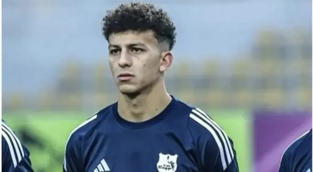 شوبير: انفراجة في مفاوضات الأهلي لضم علي محمود.. والاتفاق النهائي لم يُحسم بعد
