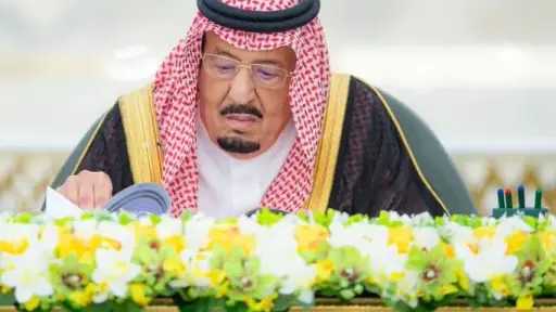 مجلس الوزراء السعودي: اعتداءات إيران على أمن وحرية الملاحة في هرمز انتهاك للقانون الدولي