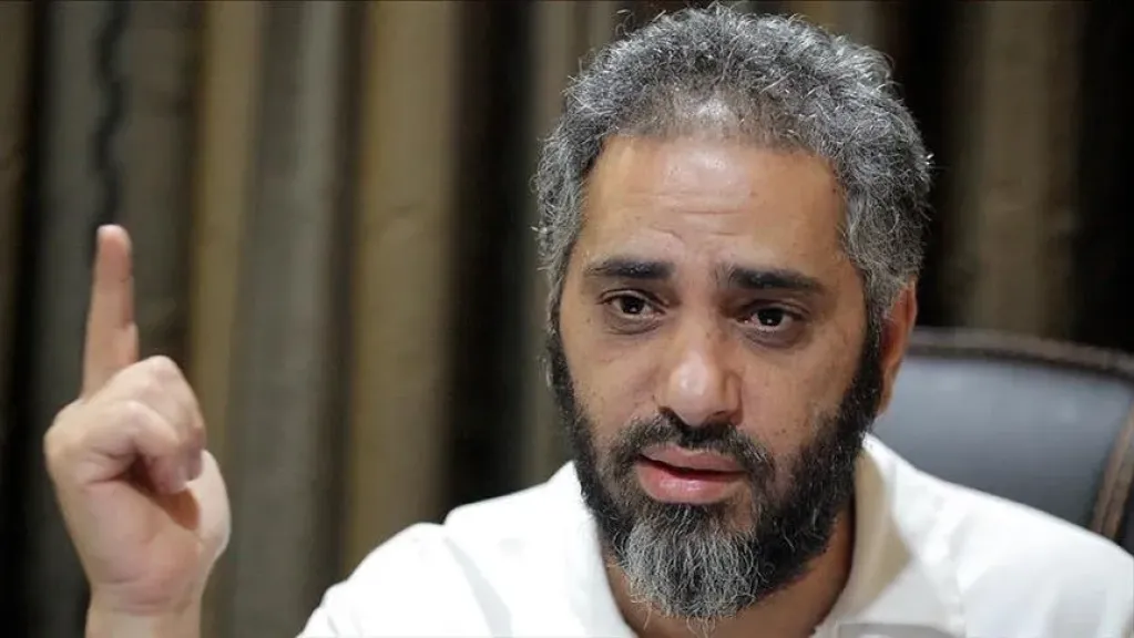 تأجيل محاكمة فضل شاكر بسبب وعكة صحية مفاجئة